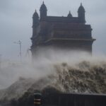 Cyclone caused havoc in Mumbai, 14 people dead and many missing!